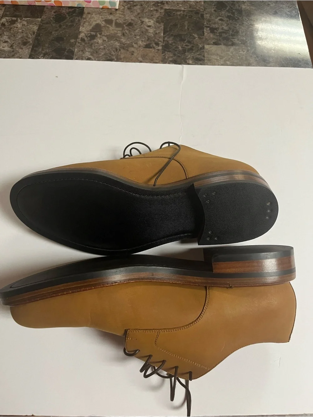Beckett Simonon sleek tan